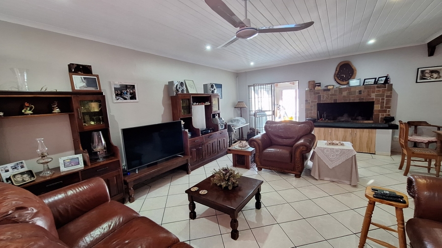 5 Bedroom Property for Sale in Port Owen Western Cape